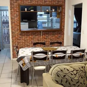 Apartamento Valentini, 30 Mt Do Mar Em Itapema